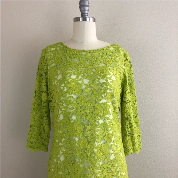 Boutique Green Lace Shift Dress - Picture 2 of 4